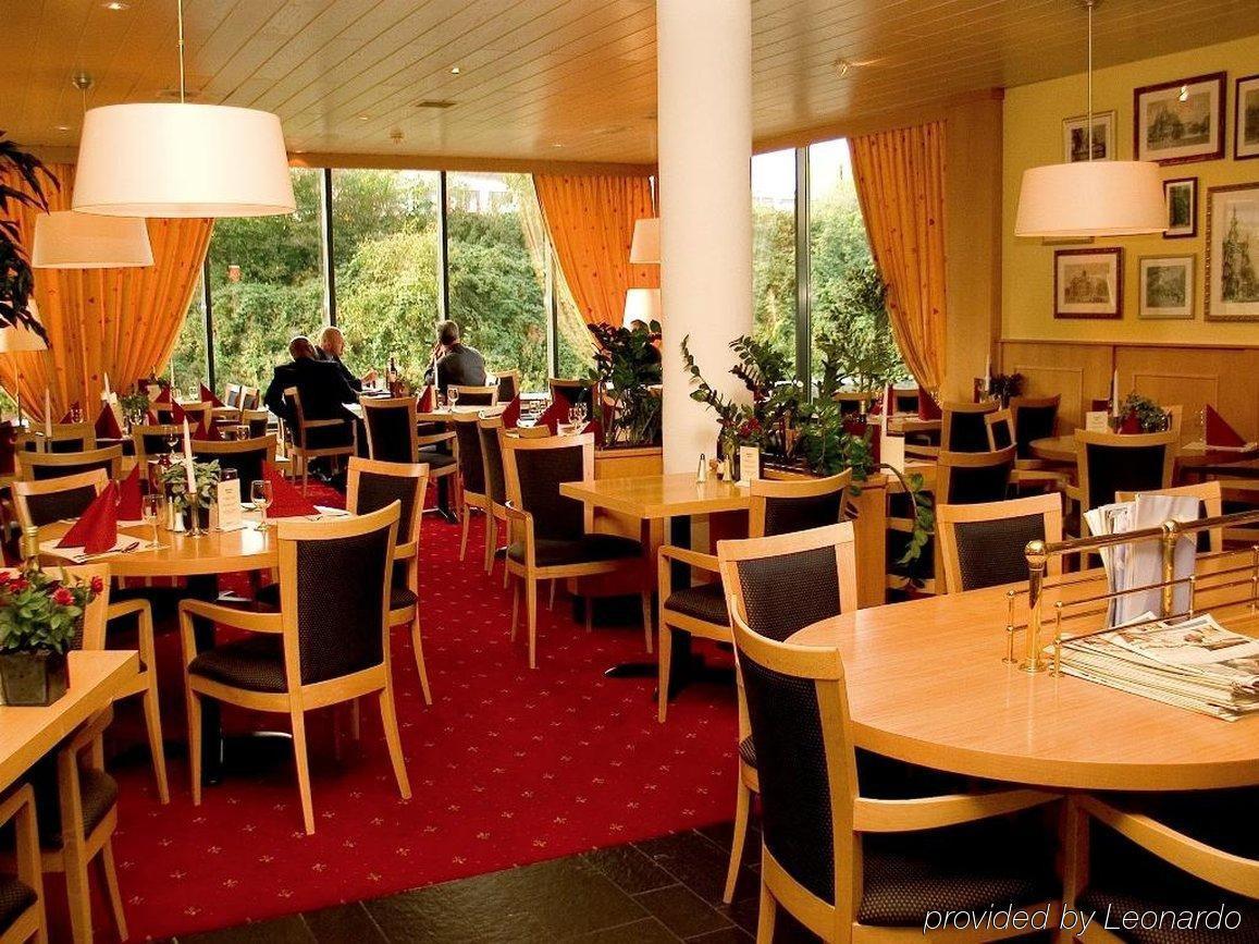 Bastion Hotel Bussum Hilversum Ресторант снимка